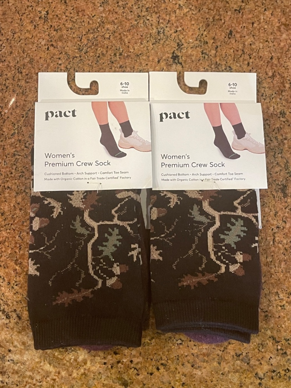 NEW! Pact Autumn Acorns  Premium Crew Socks Two Pair NWT!